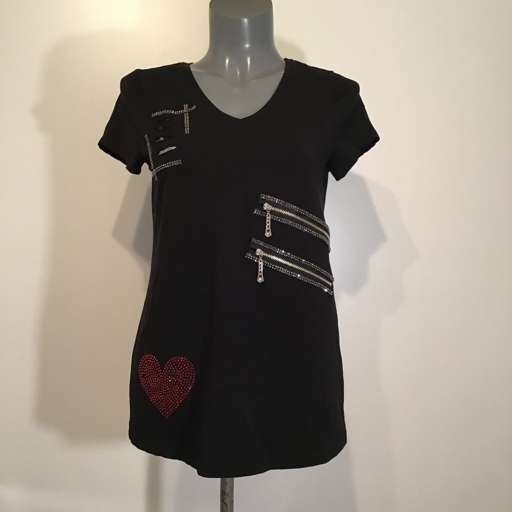Tricotto Embellished V-Neck T-Shirt Size S